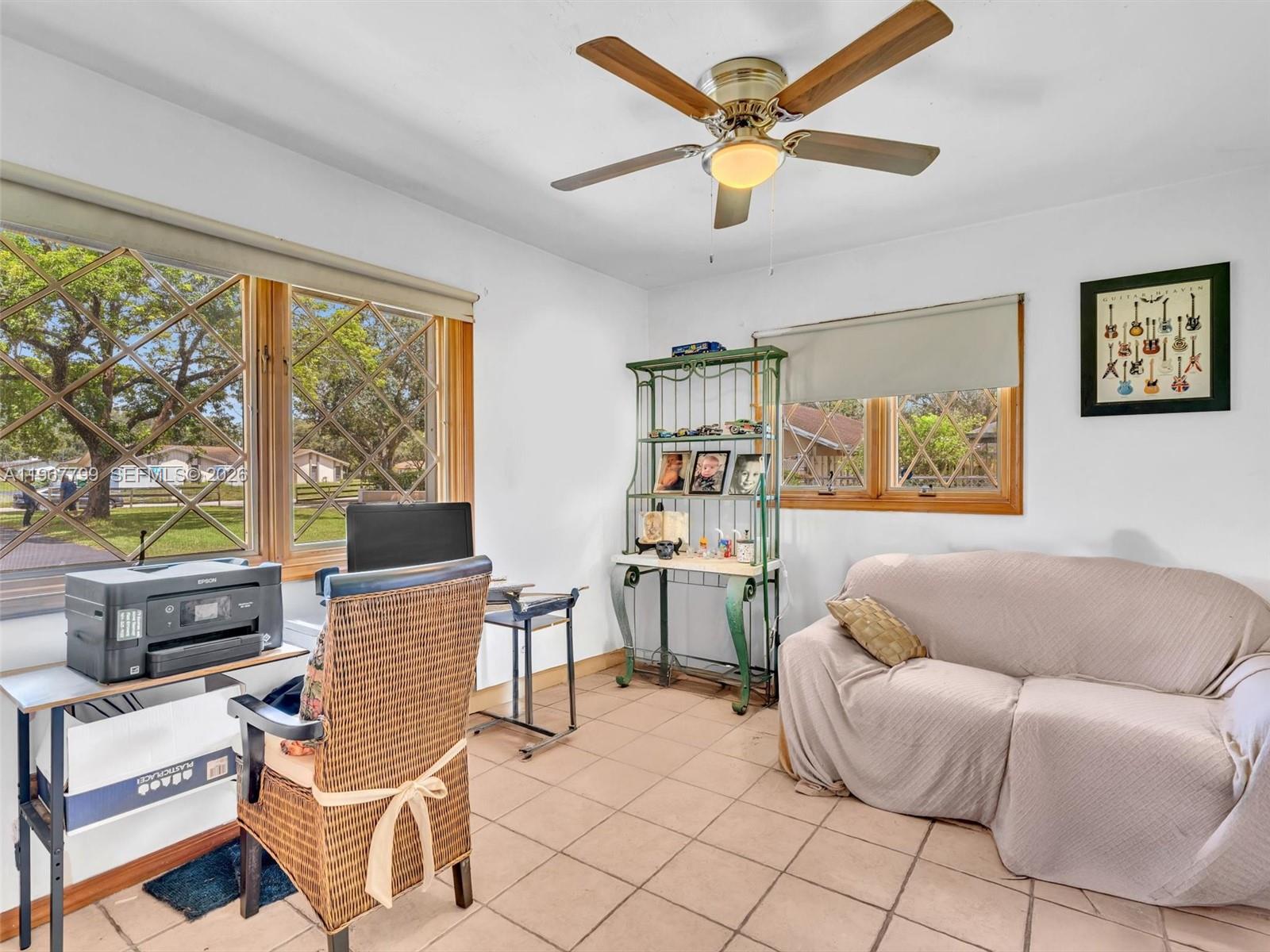 5310 SW 109th Ave, Davie FL 33328