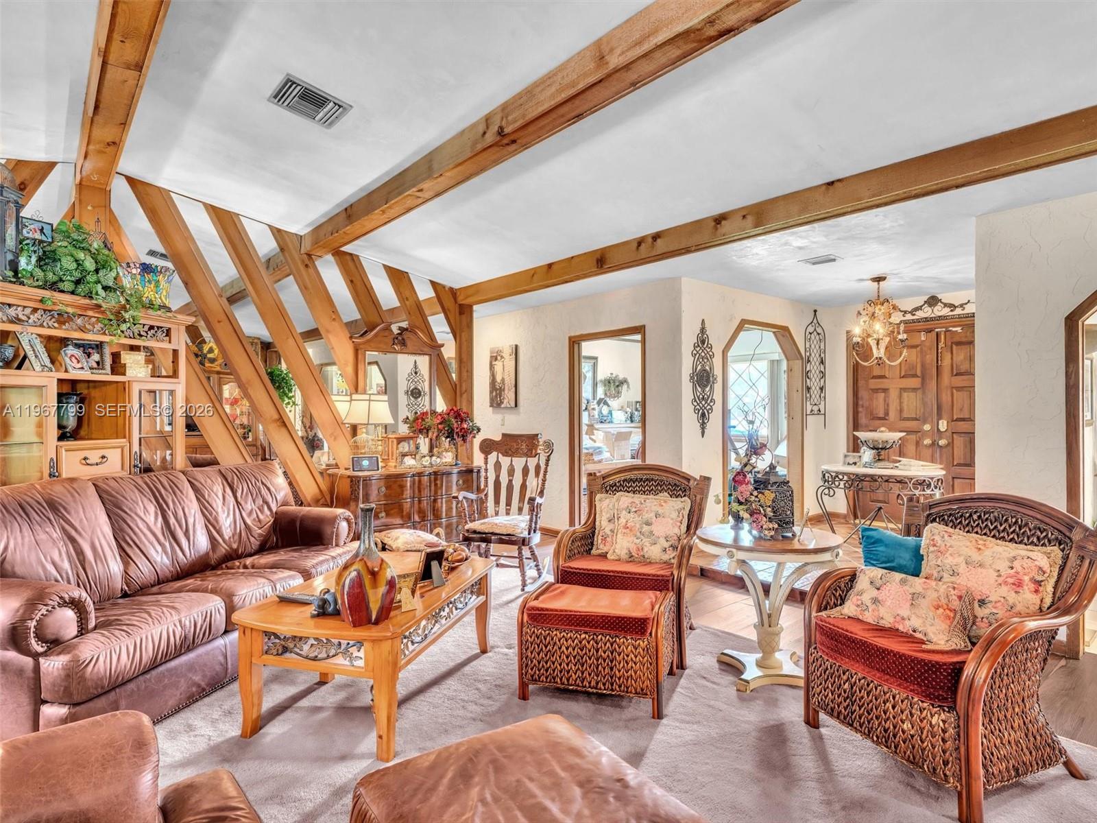 5310 SW 109th Ave, Davie FL 33328