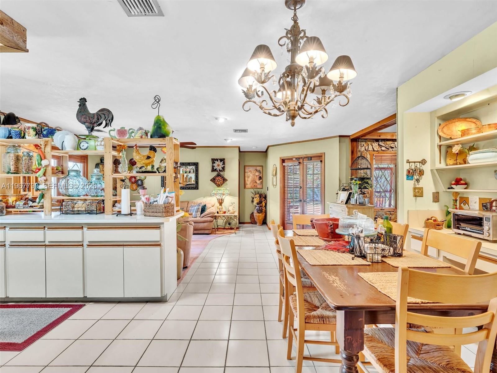 5310 SW 109th Ave, Davie FL 33328