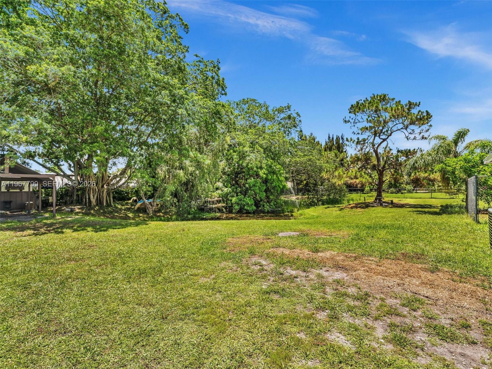 5310 SW 109th Ave, Davie FL 33328