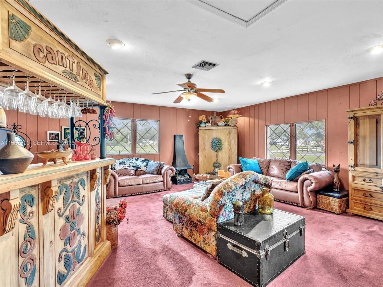5310 SW 109th Ave, Davie FL 33328