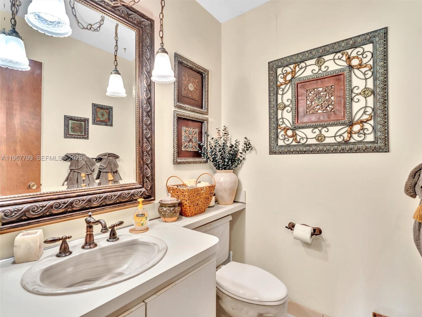 5310 SW 109th Ave, Davie FL 33328