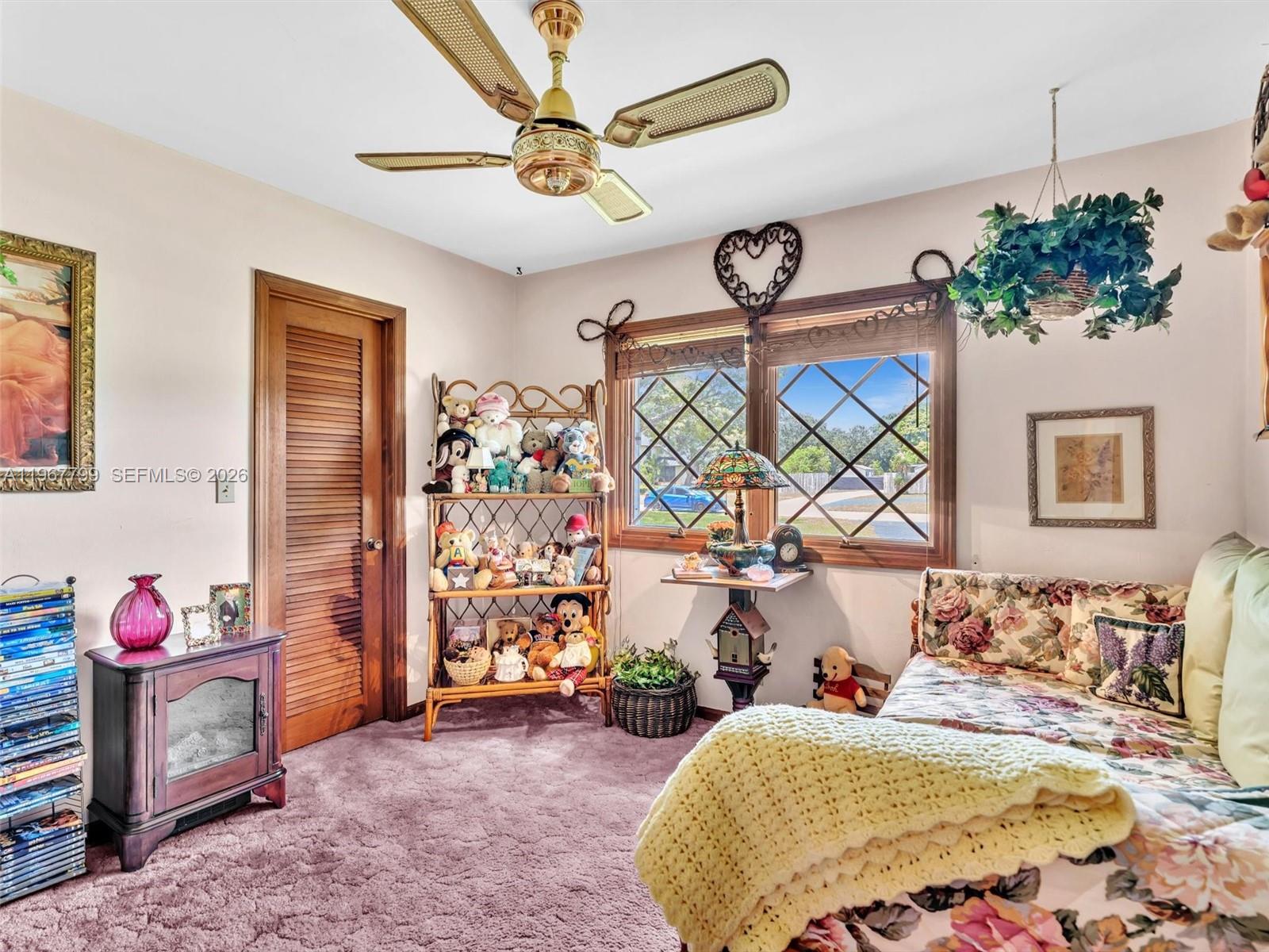 5310 SW 109th Ave, Davie FL 33328