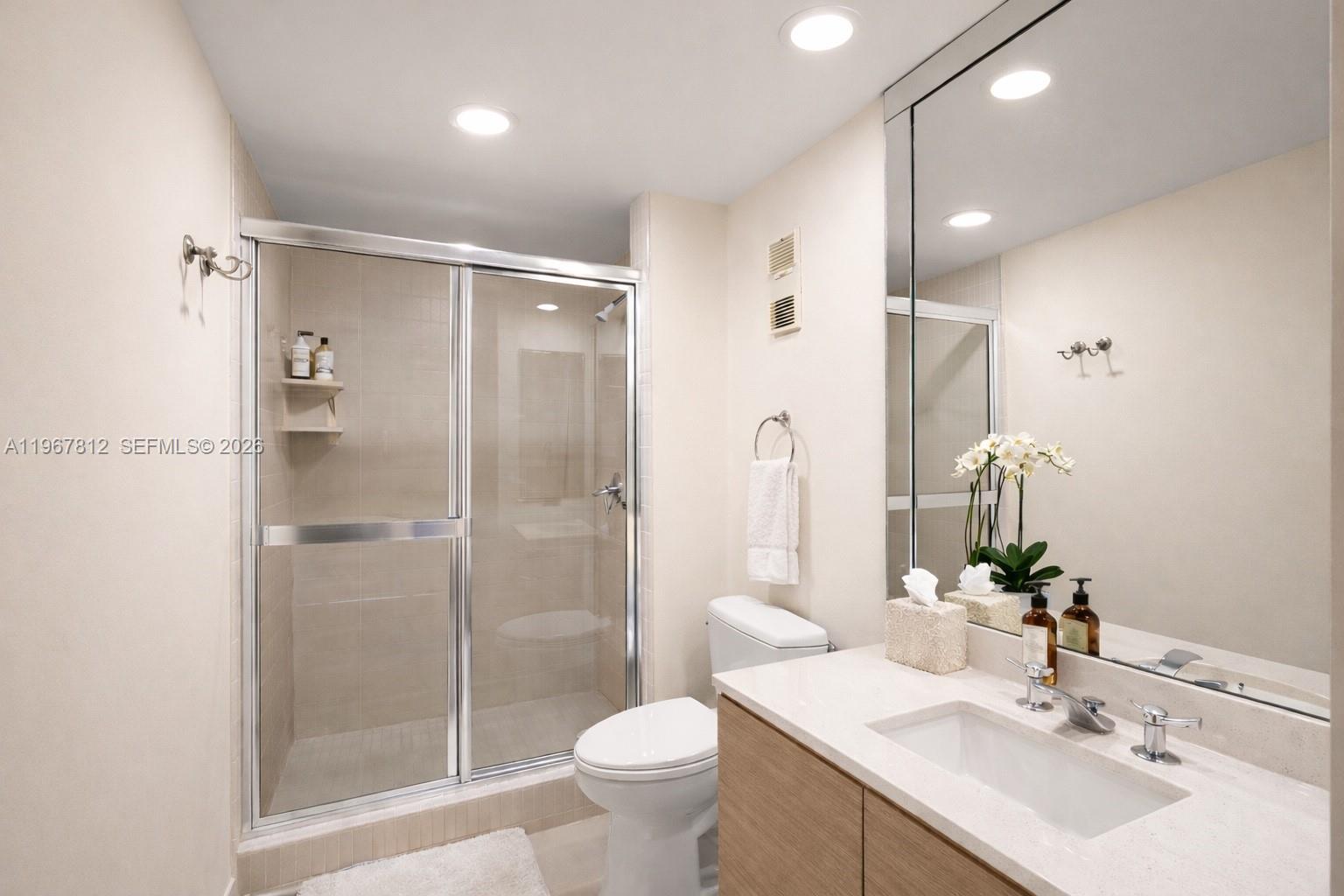 20281 E Country Club Dr #403, Aventura FL 33180