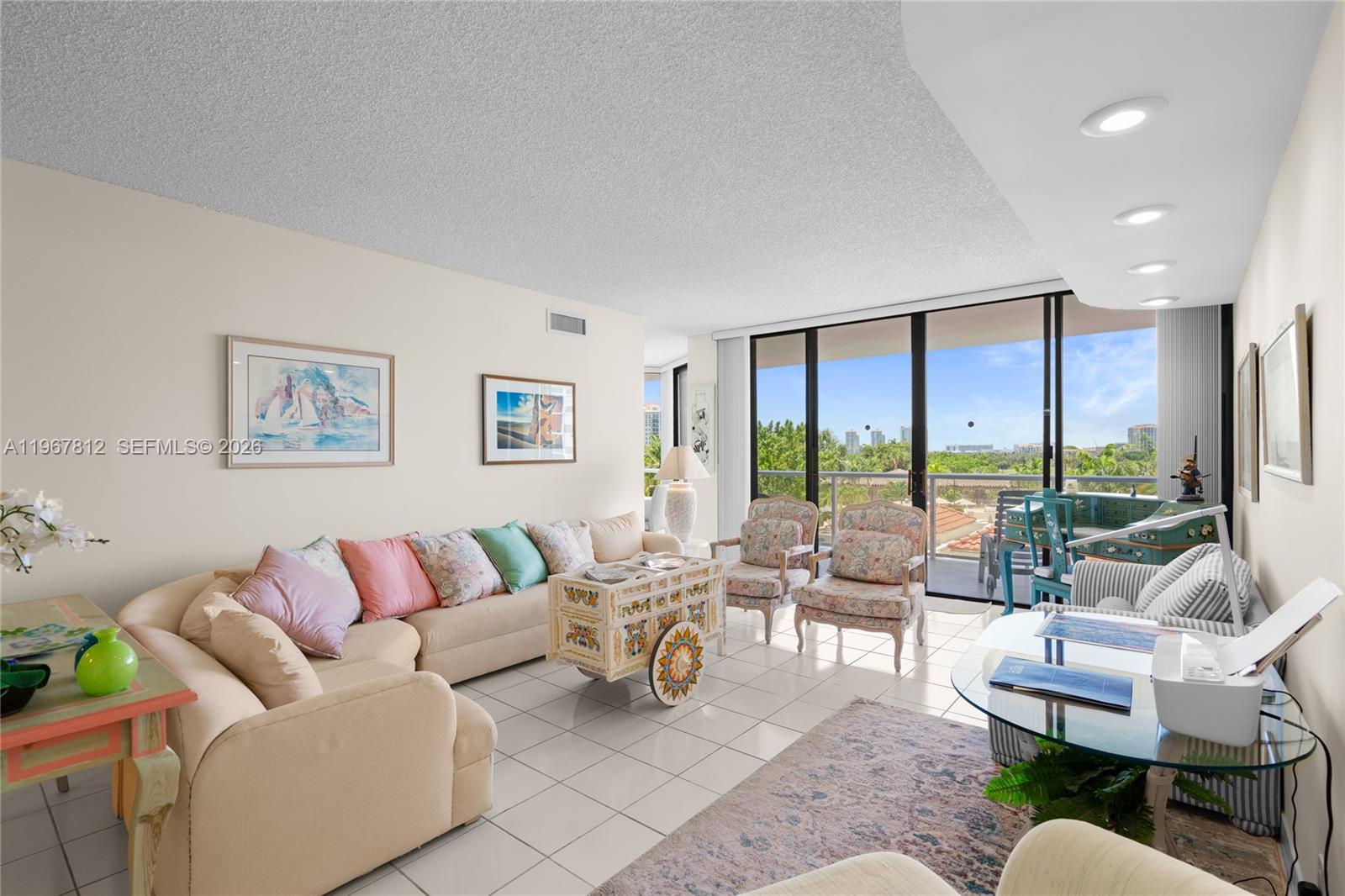 20281 E Country Club Dr #403, Aventura FL 33180