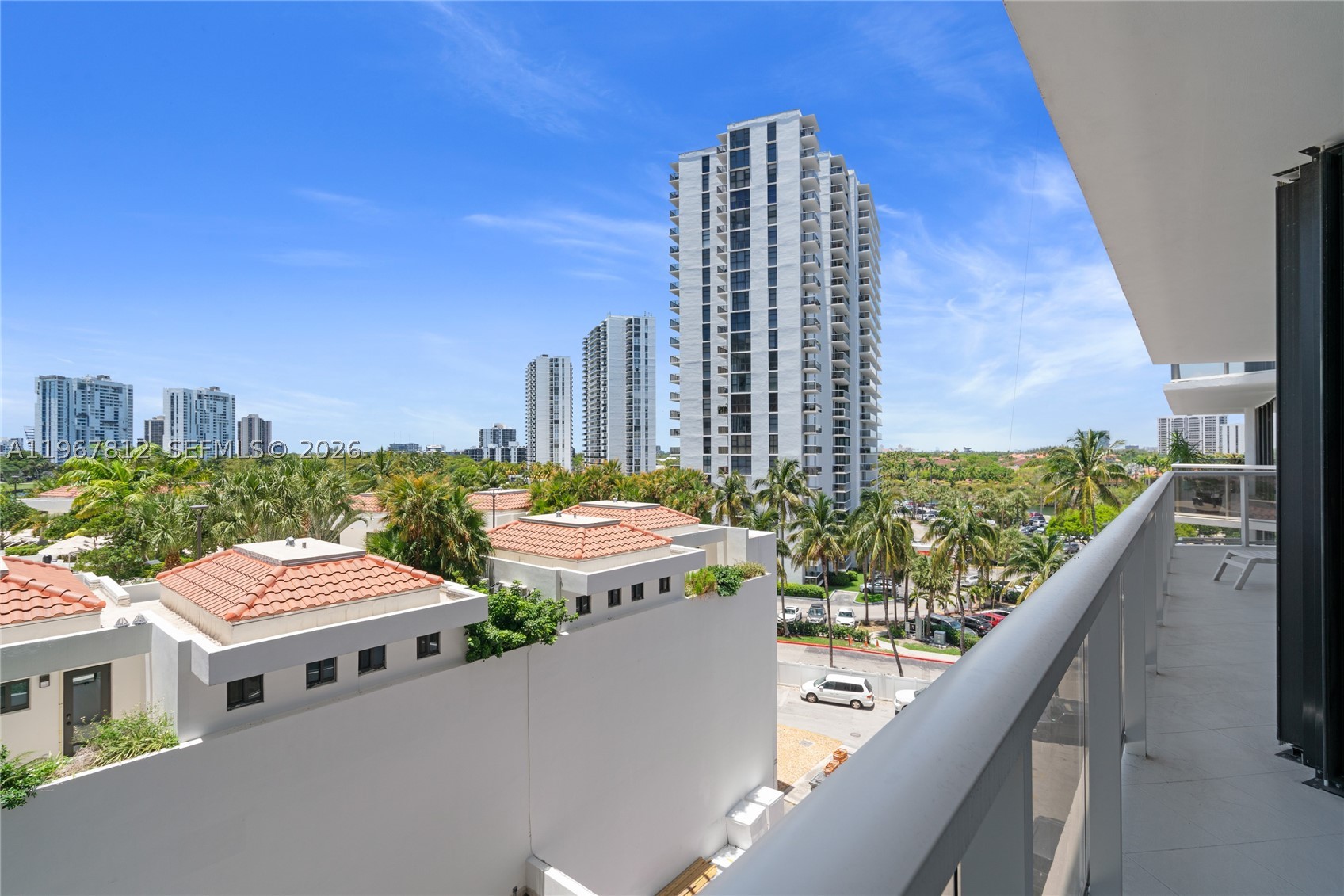 20281 E Country Club Dr #403, Aventura FL 33180