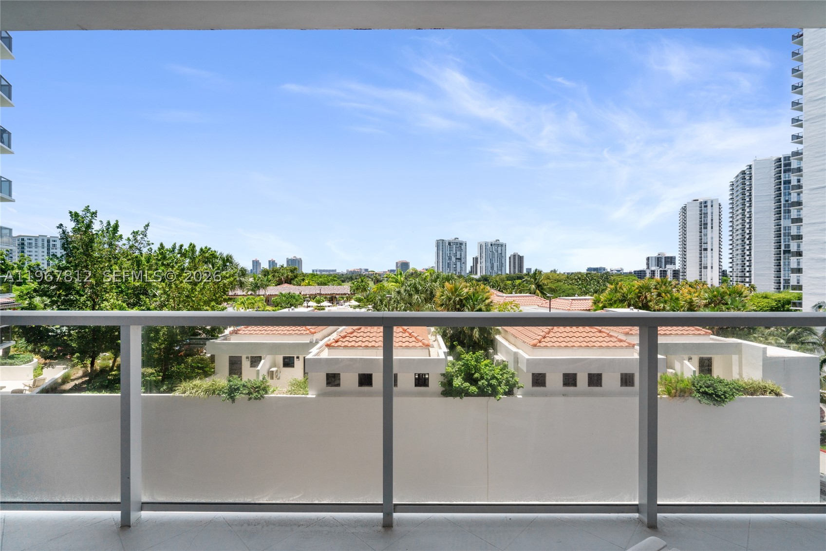 20281 E Country Club Dr #403, Aventura FL 33180