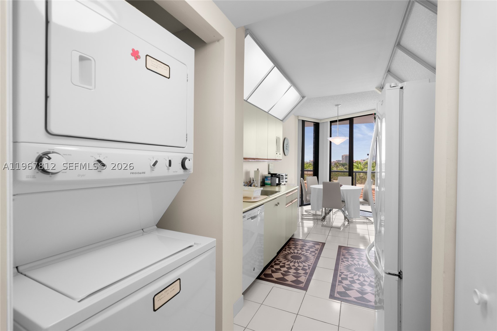 20281 E Country Club Dr #403, Aventura FL 33180