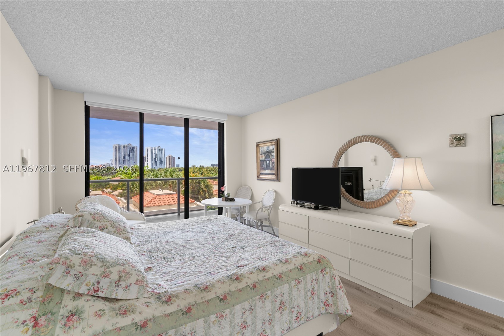 20281 E Country Club Dr #403, Aventura FL 33180