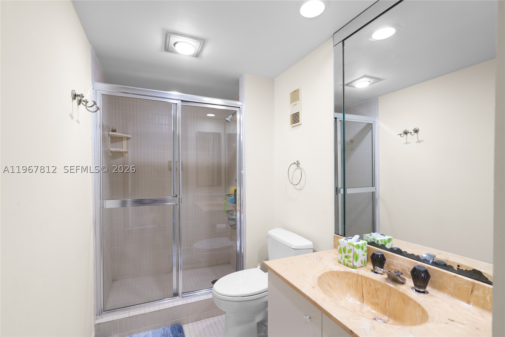 20281 E Country Club Dr #403, Aventura FL 33180
