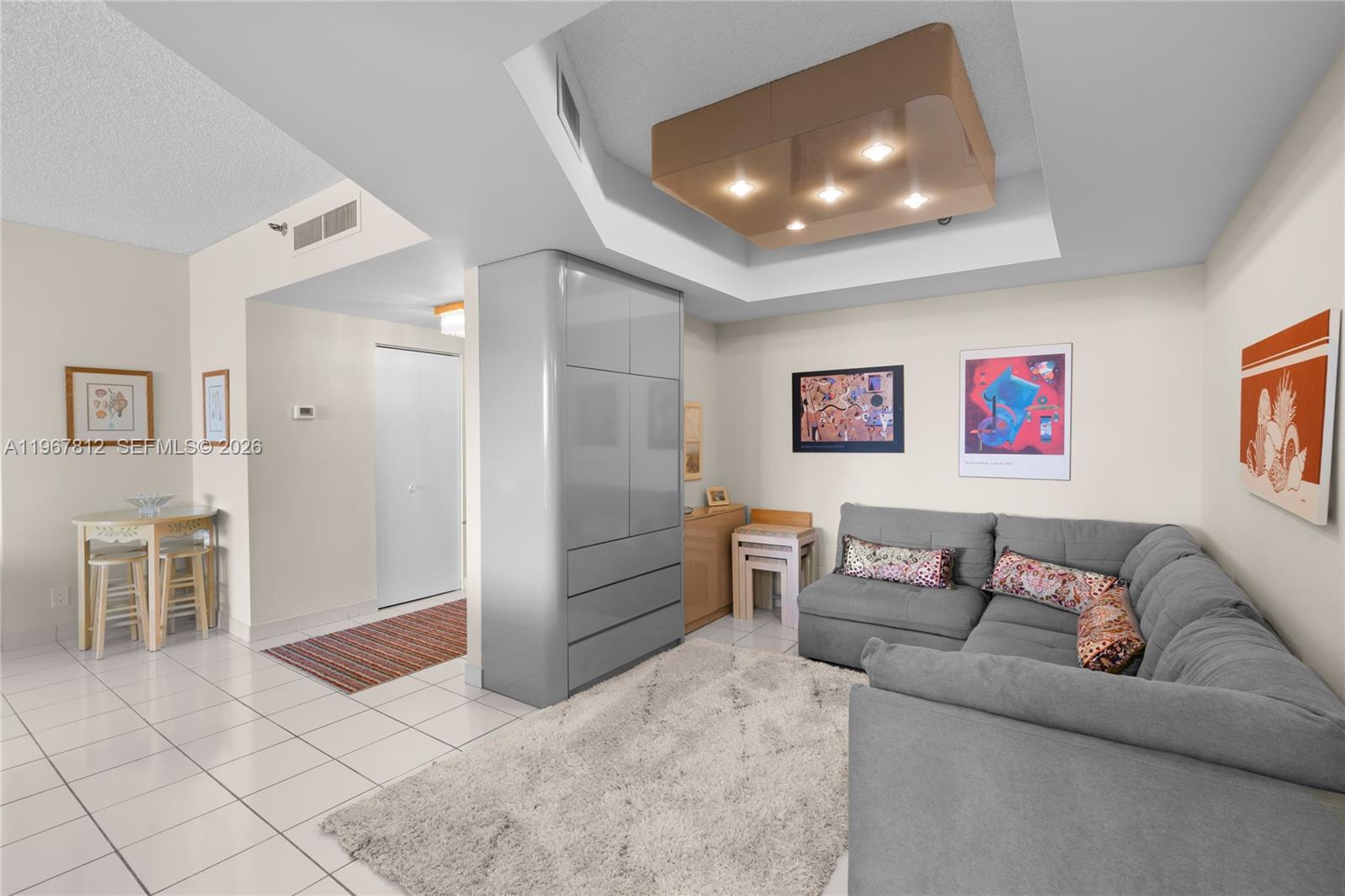 20281 E Country Club Dr #403, Aventura FL 33180