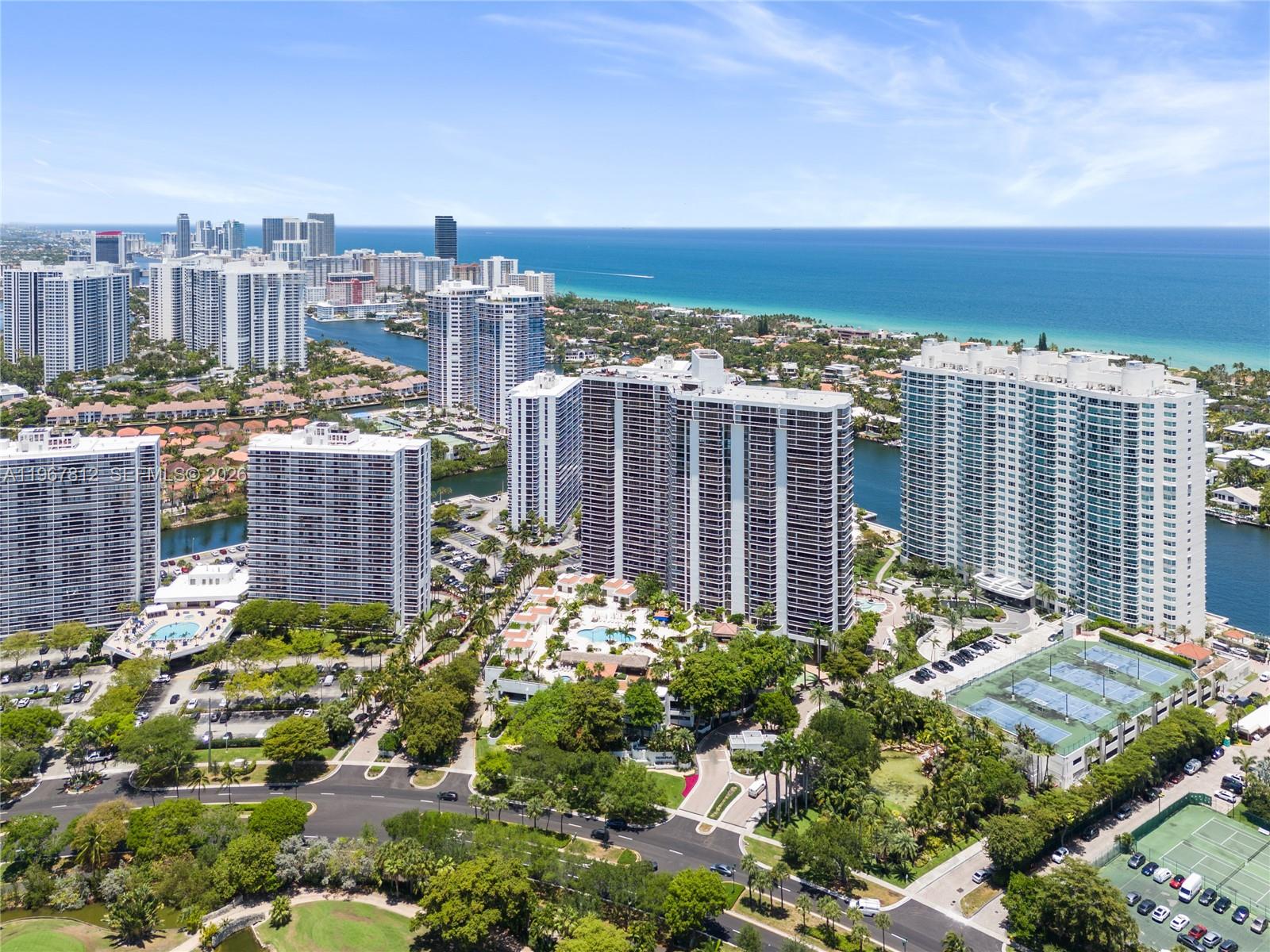 20281 E Country Club Dr #403, Aventura FL 33180