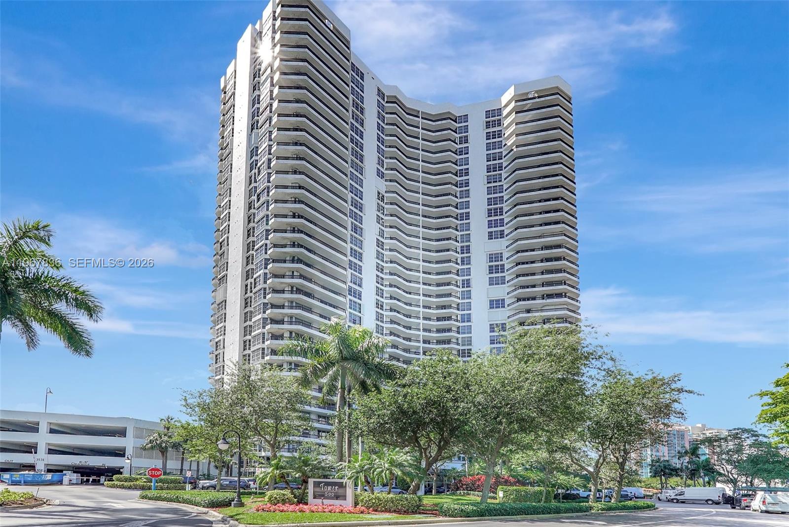 3530 Mystic Pointe Dr #2903, Aventura FL 33180