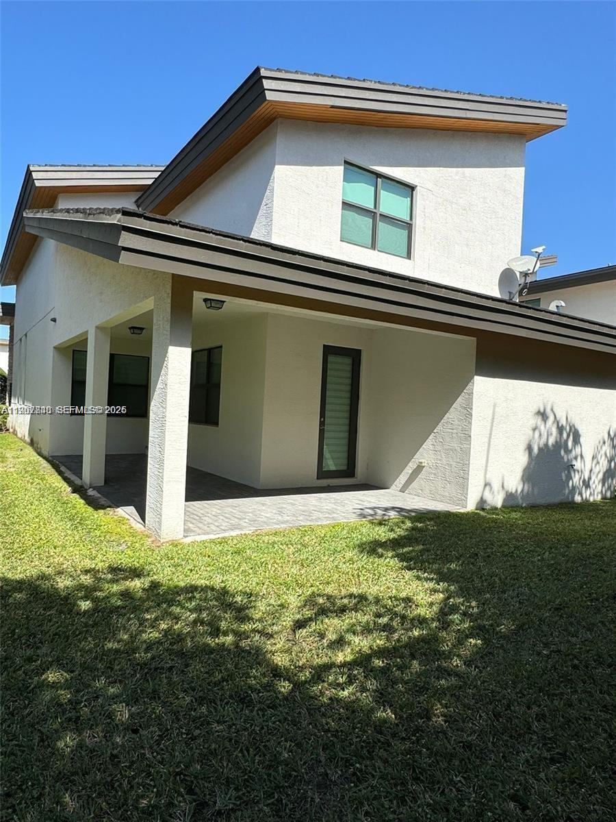 10376 NW 76th Ter, Doral FL 33178