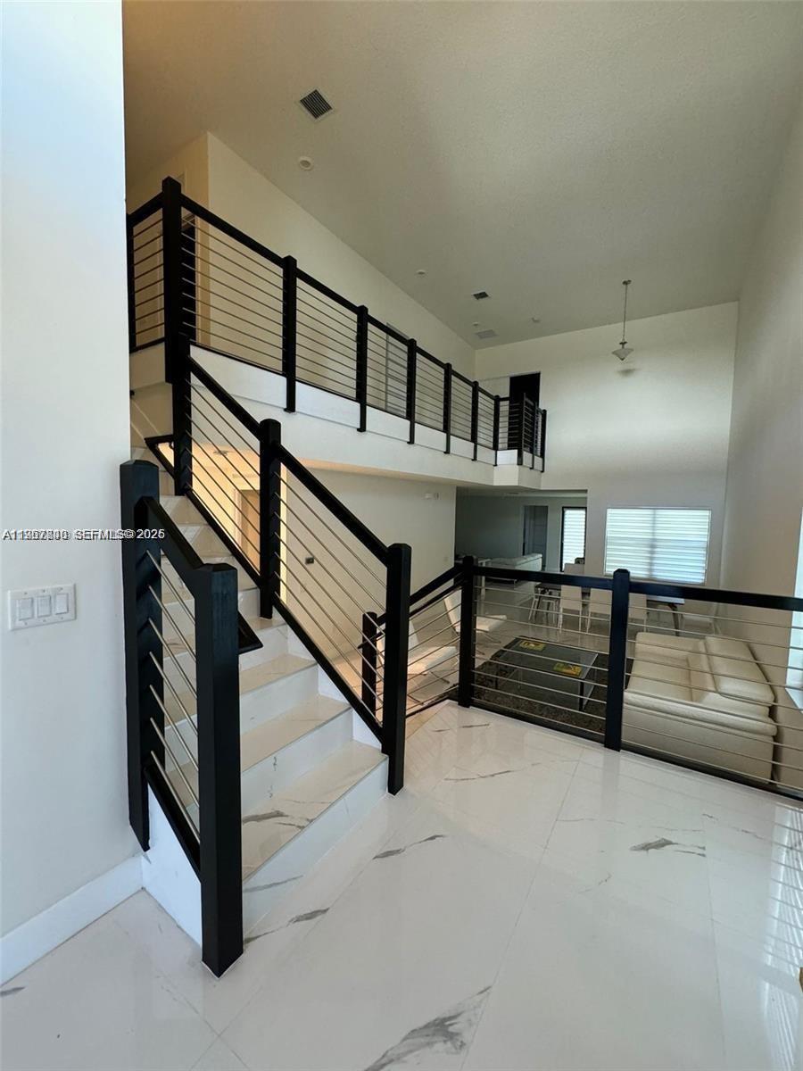 10376 NW 76th Ter, Doral FL 33178