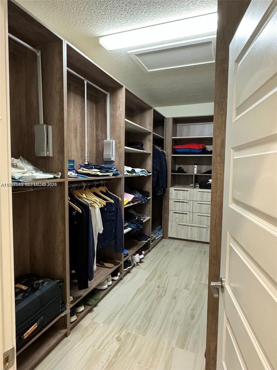 10376 NW 76th Ter, Doral FL 33178