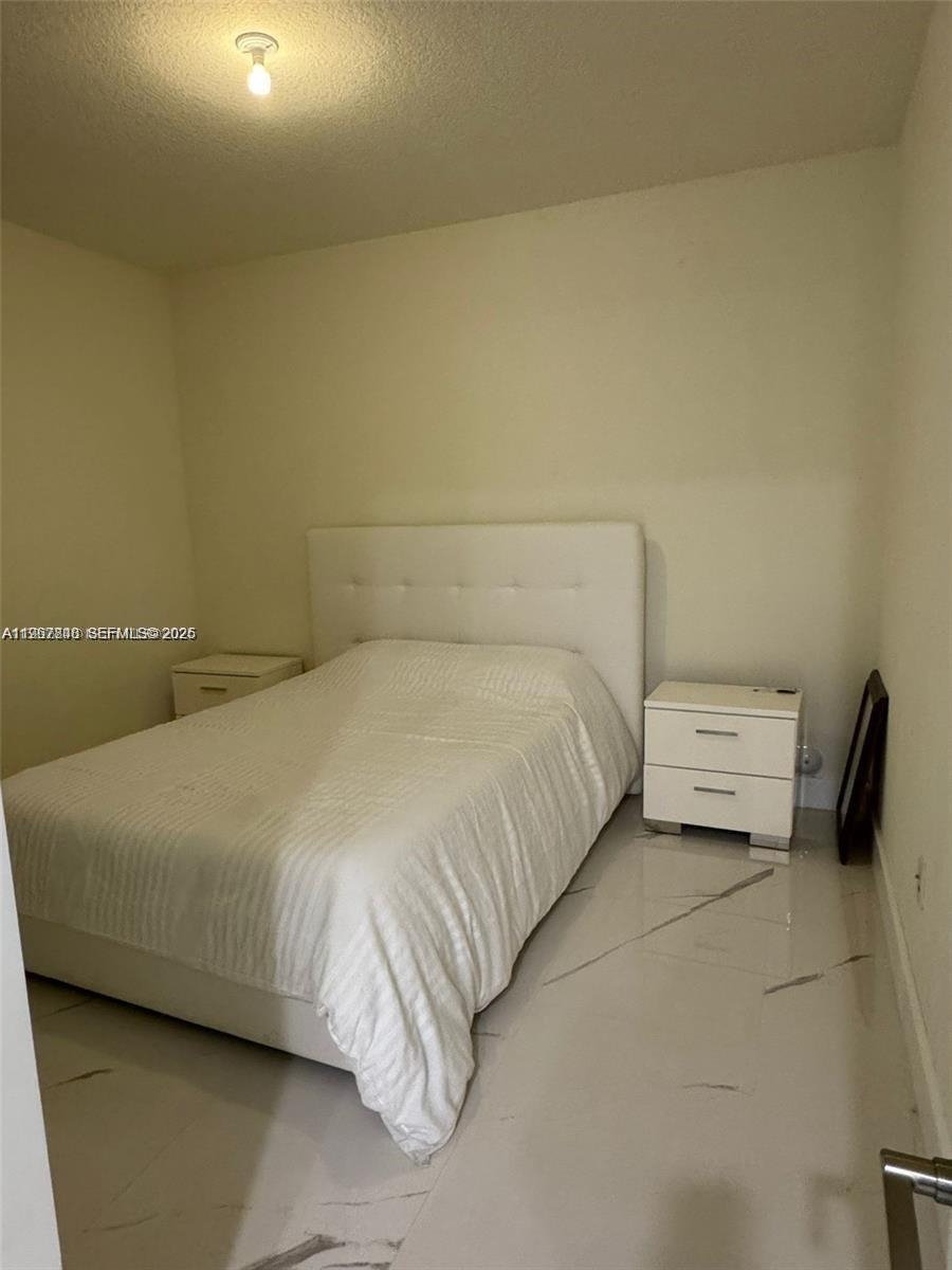10376 NW 76th Ter, Doral FL 33178