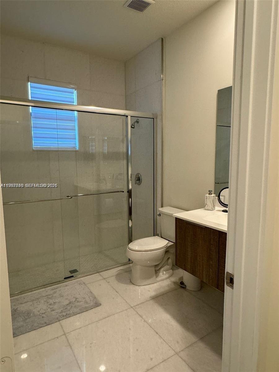 10376 NW 76th Ter, Doral FL 33178