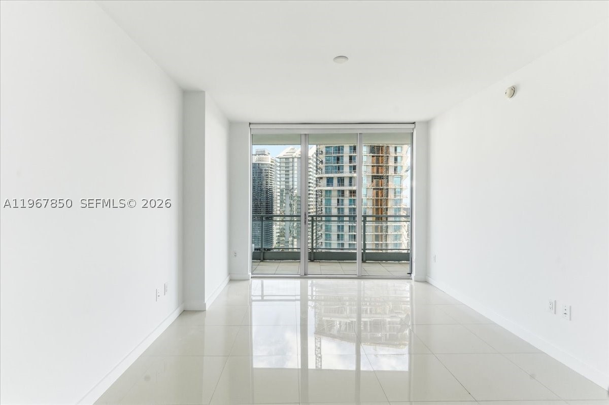 92 SW 3rd St #3804, Miami FL 33130