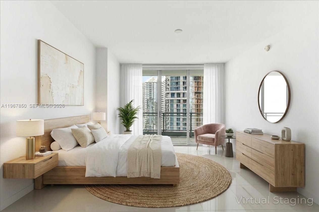 92 SW 3rd St #3804, Miami FL 33130