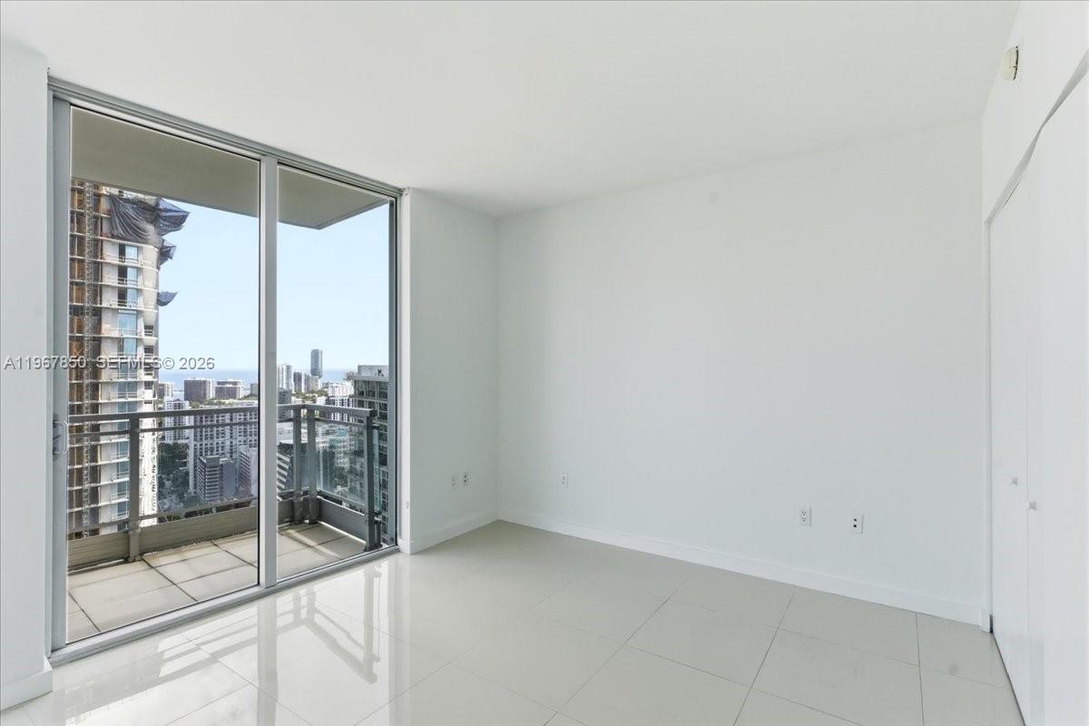 92 SW 3rd St #3804, Miami FL 33130