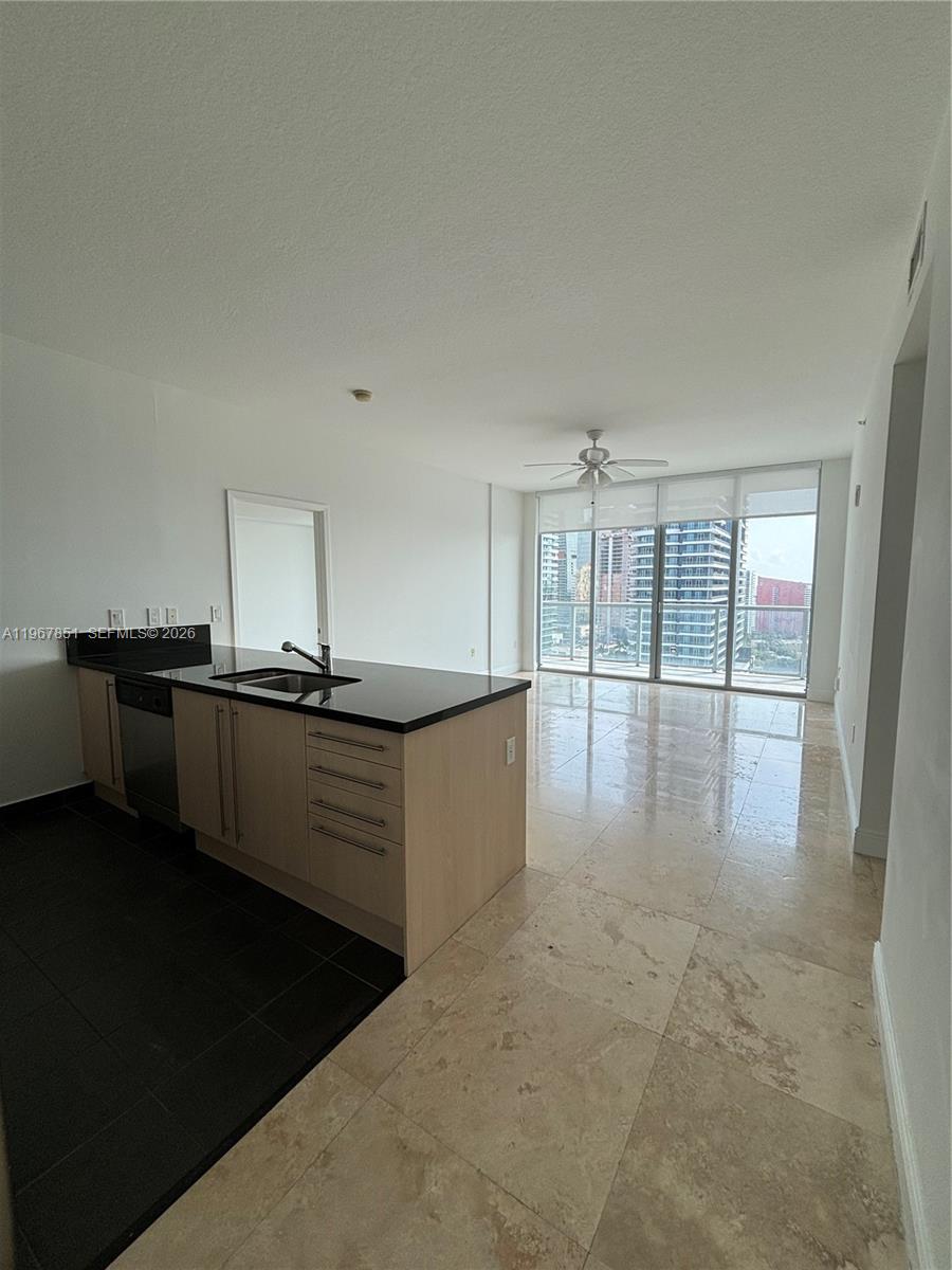 79 SW 12th St #2703-S, Miami FL 33130