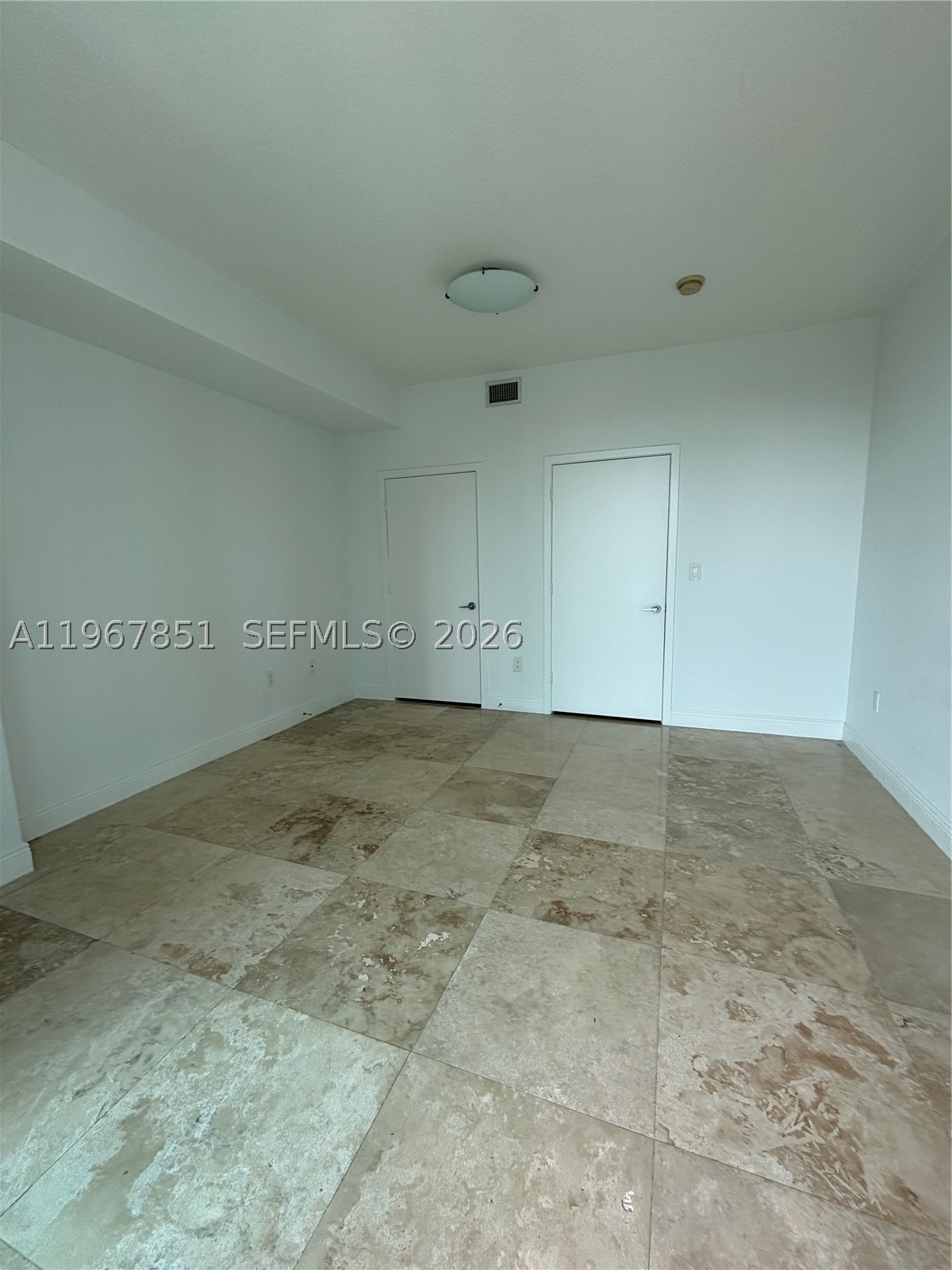 79 SW 12th St #2703-S, Miami FL 33130