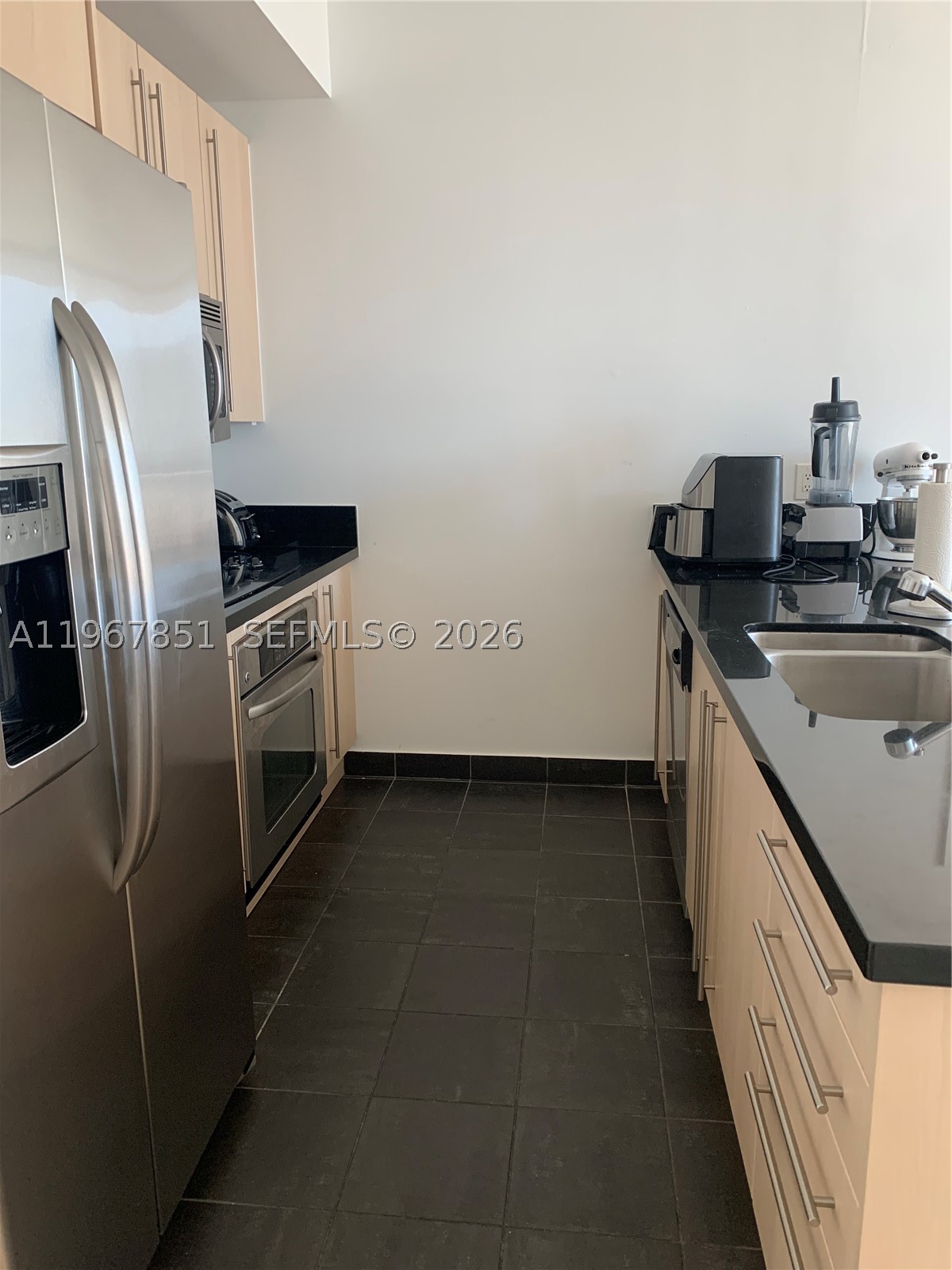 79 SW 12th St #2703-S, Miami FL 33130