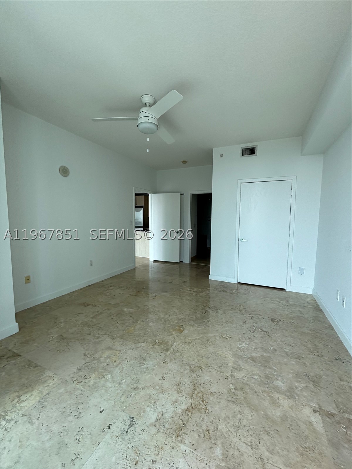 79 SW 12th St #2703-S, Miami FL 33130