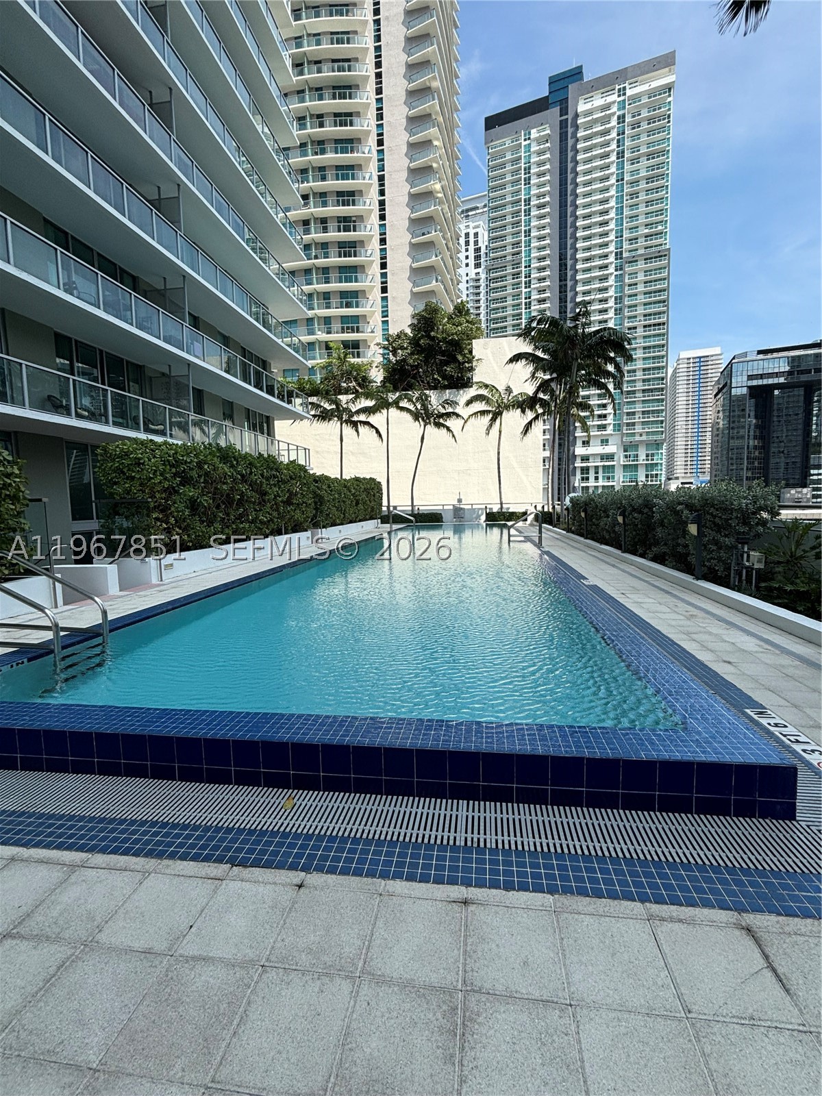 79 SW 12th St #2703-S, Miami FL 33130