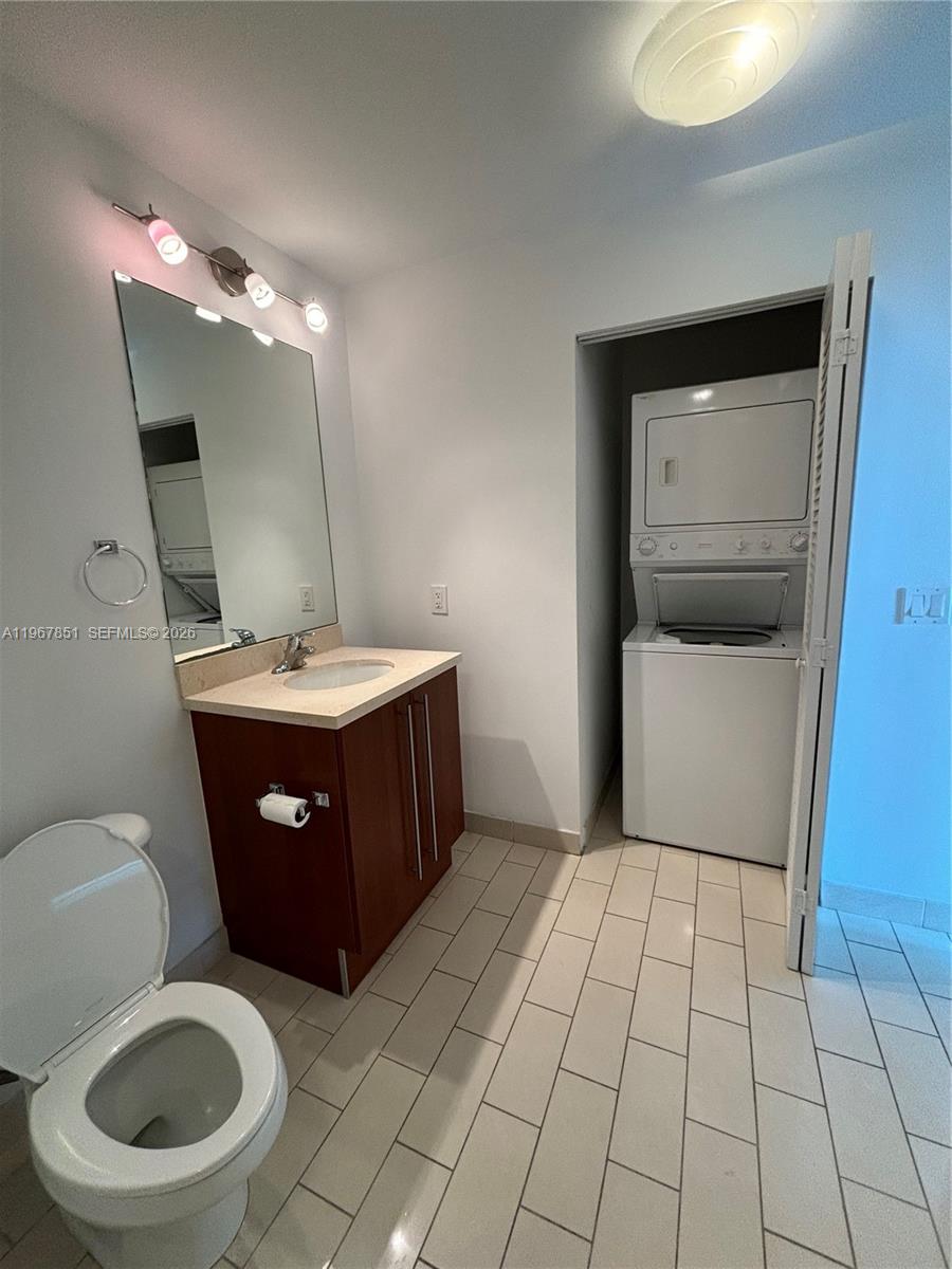 79 SW 12th St #2703-S, Miami FL 33130