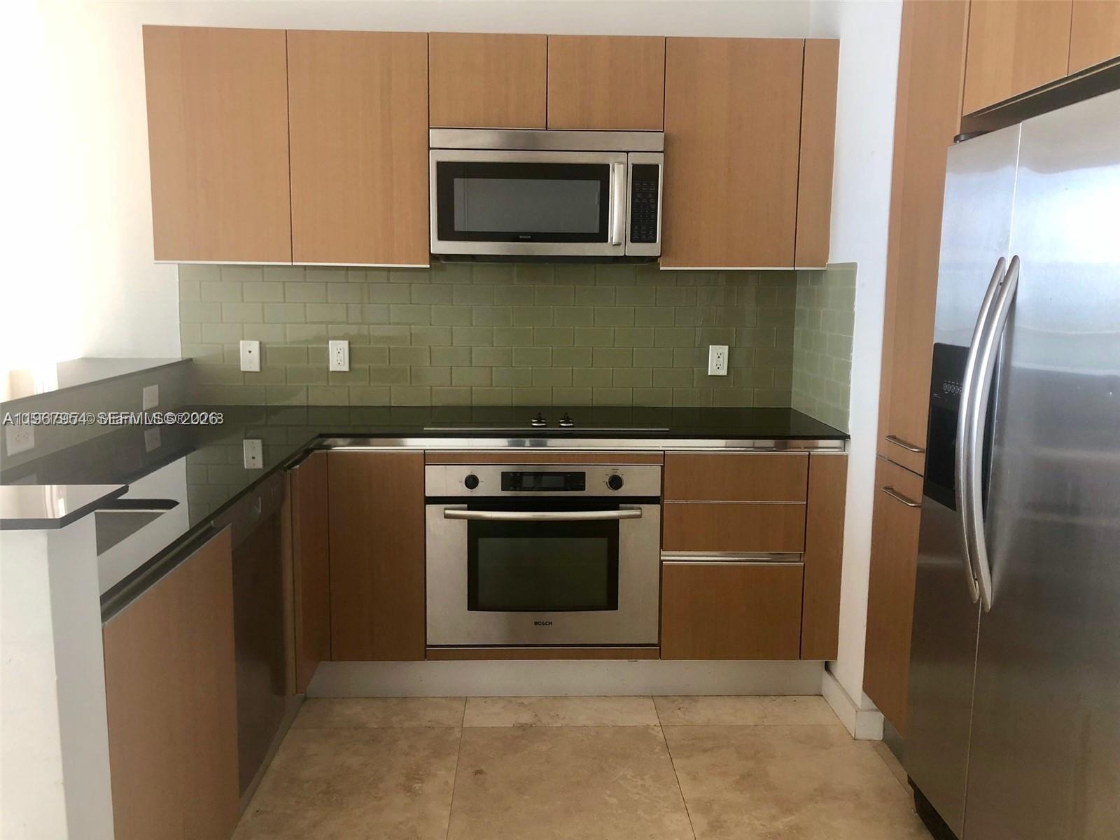 1060 Brickell Ave #3807, Miami FL 33131