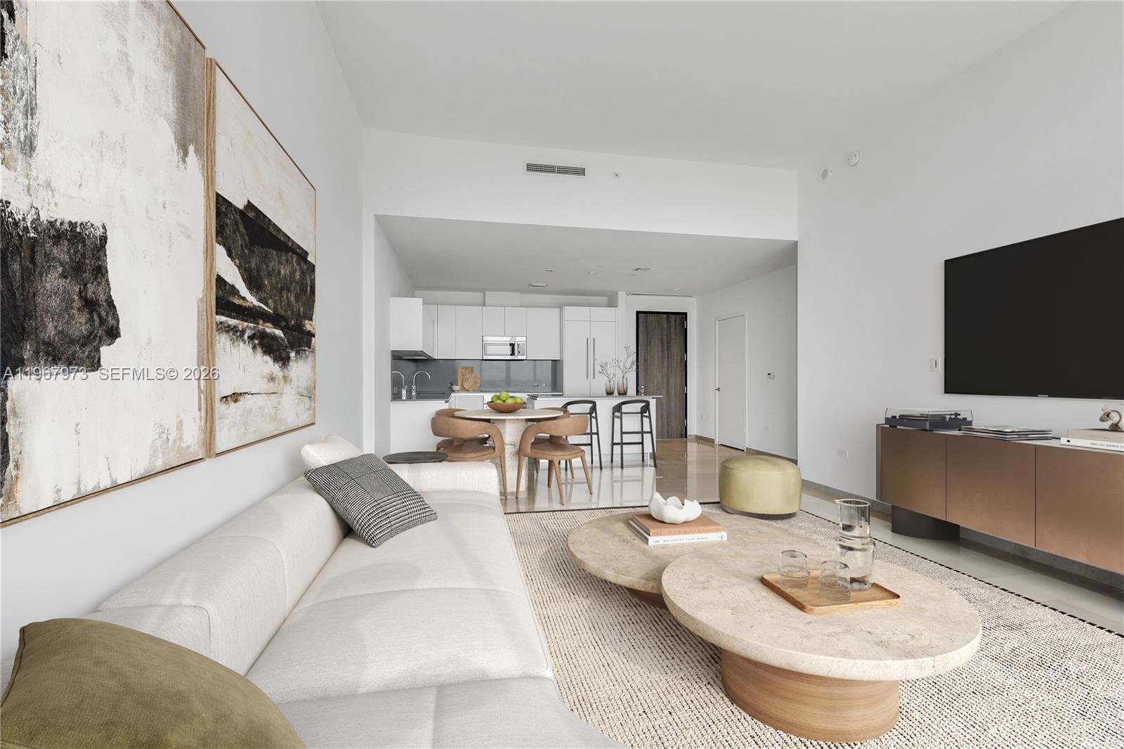 68 SE 6th St #4110, Miami FL 33131