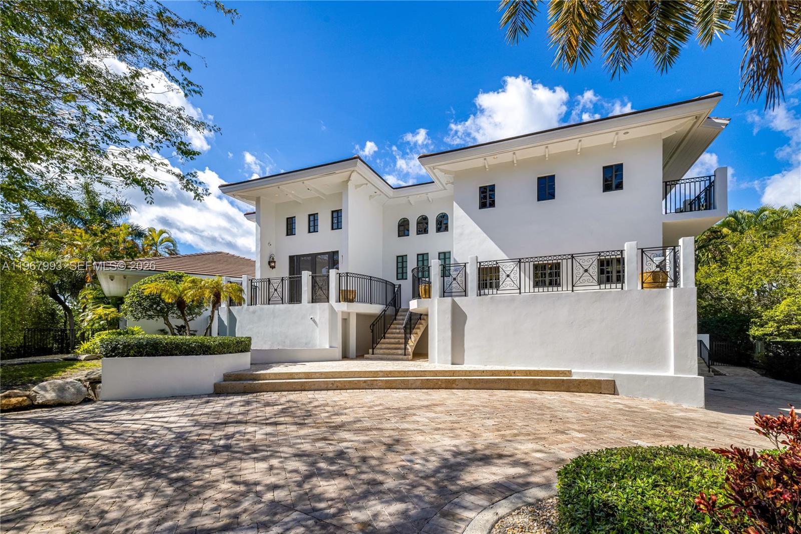 460 Costanera Rd, Coral Gables FL 33143