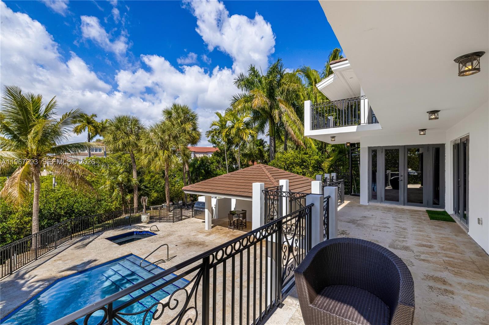460 Costanera Rd, Coral Gables FL 33143