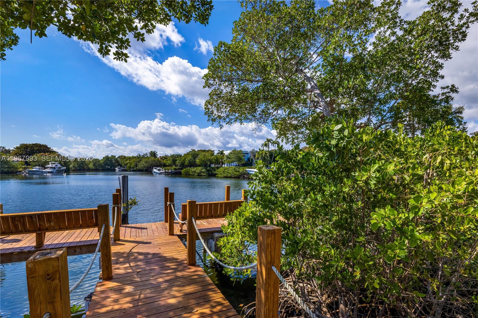 460 Costanera Rd, Coral Gables FL 33143