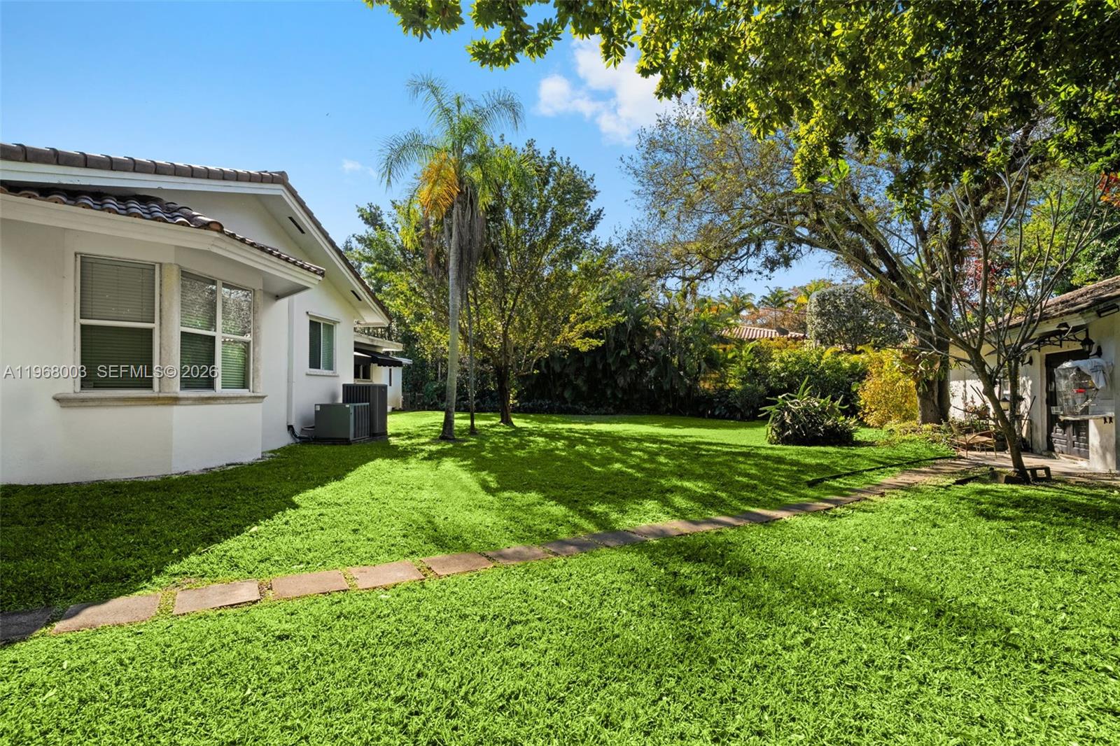 11220 SW 67th Ave, Pinecrest FL 33156