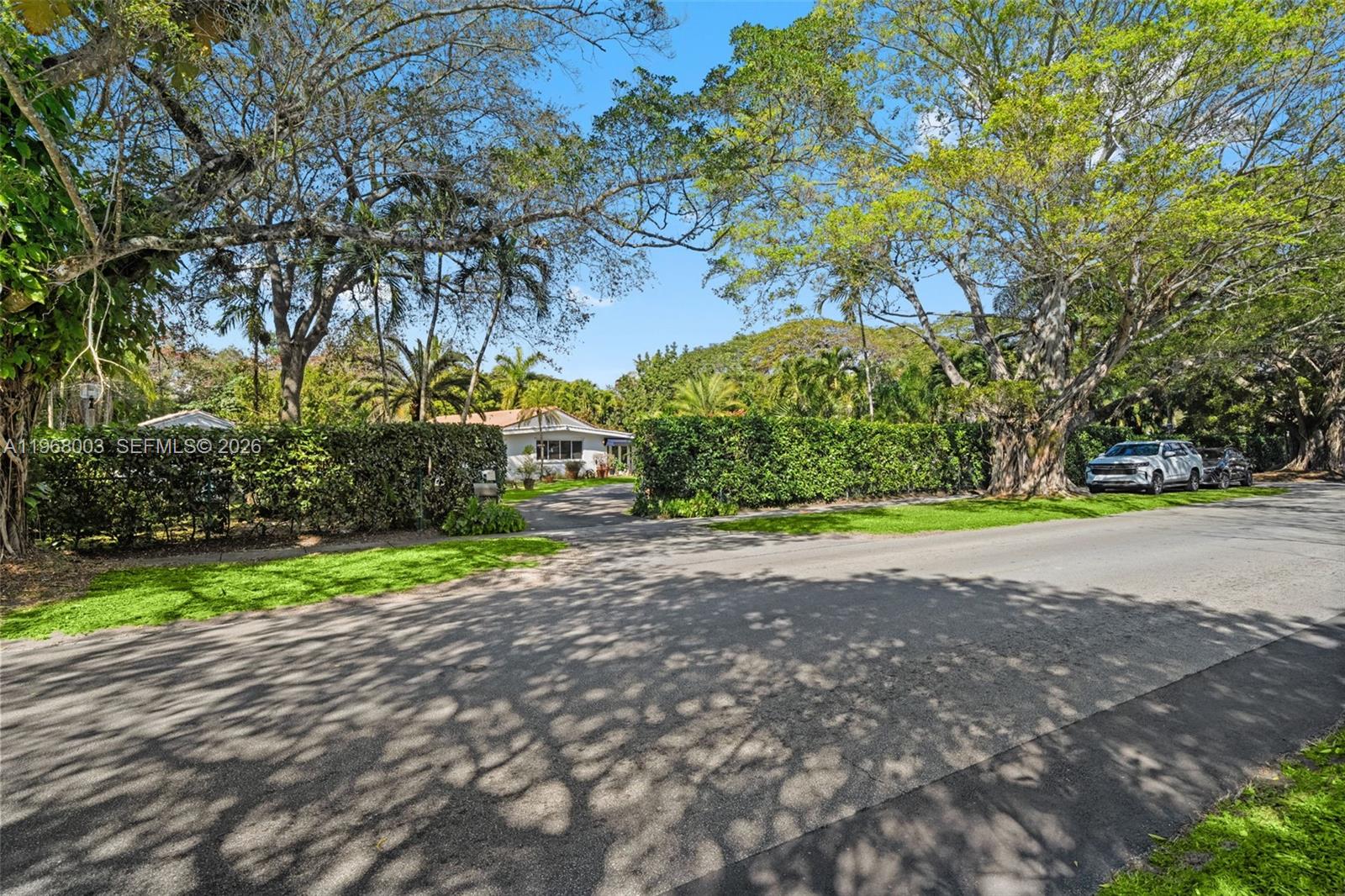 11220 SW 67th Ave, Pinecrest FL 33156