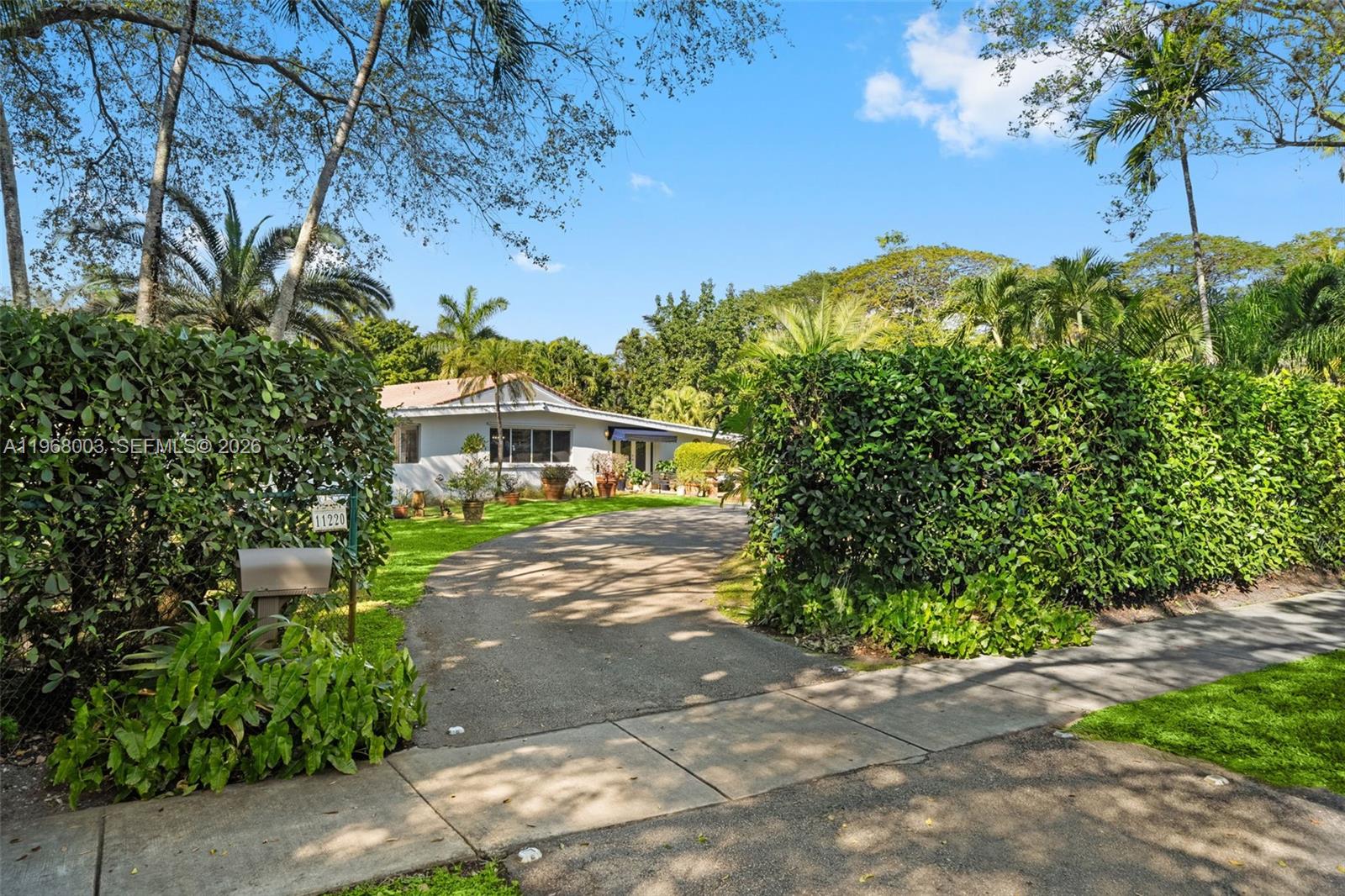 11220 SW 67th Ave, Pinecrest FL 33156
