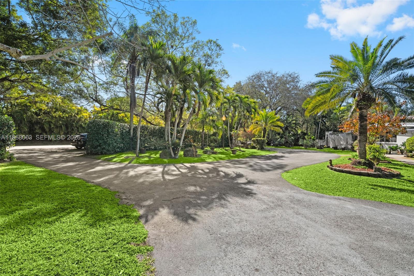 11220 SW 67th Ave, Pinecrest FL 33156
