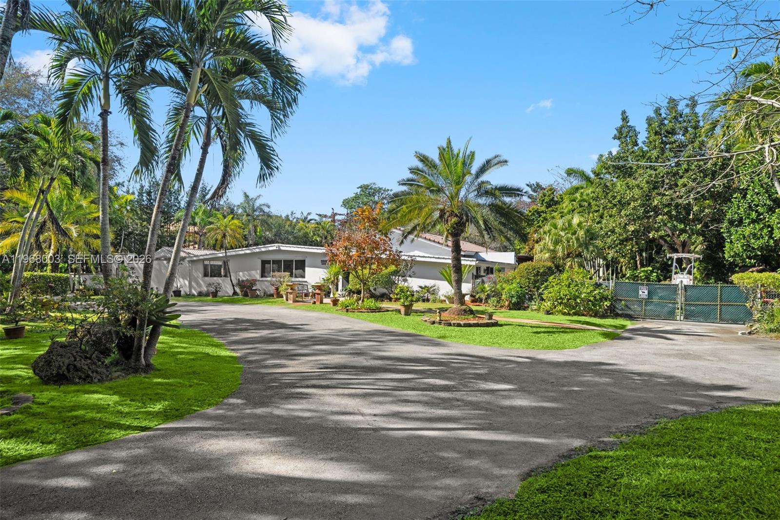 11220 SW 67th Ave, Pinecrest FL 33156