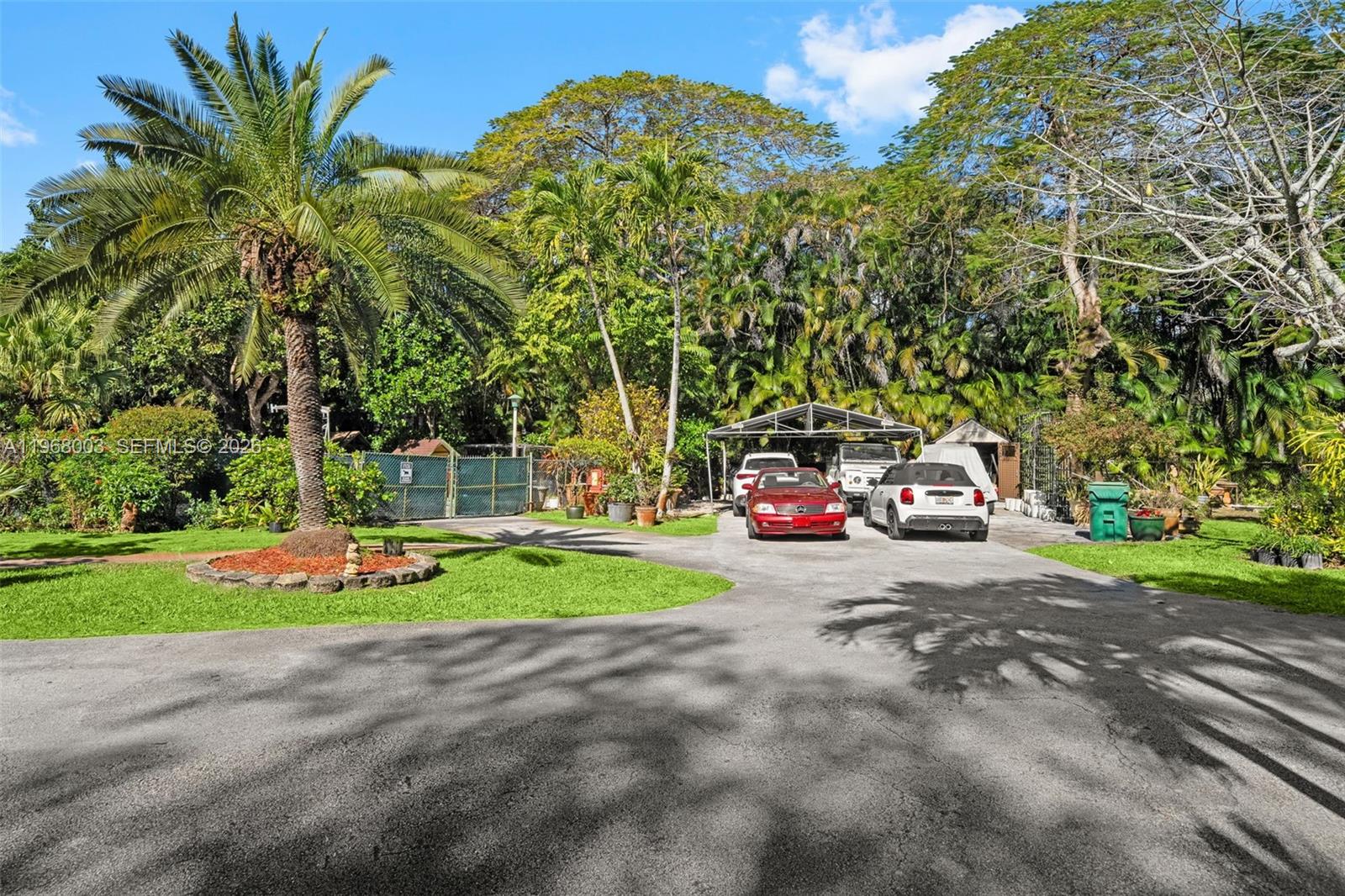 11220 SW 67th Ave, Pinecrest FL 33156