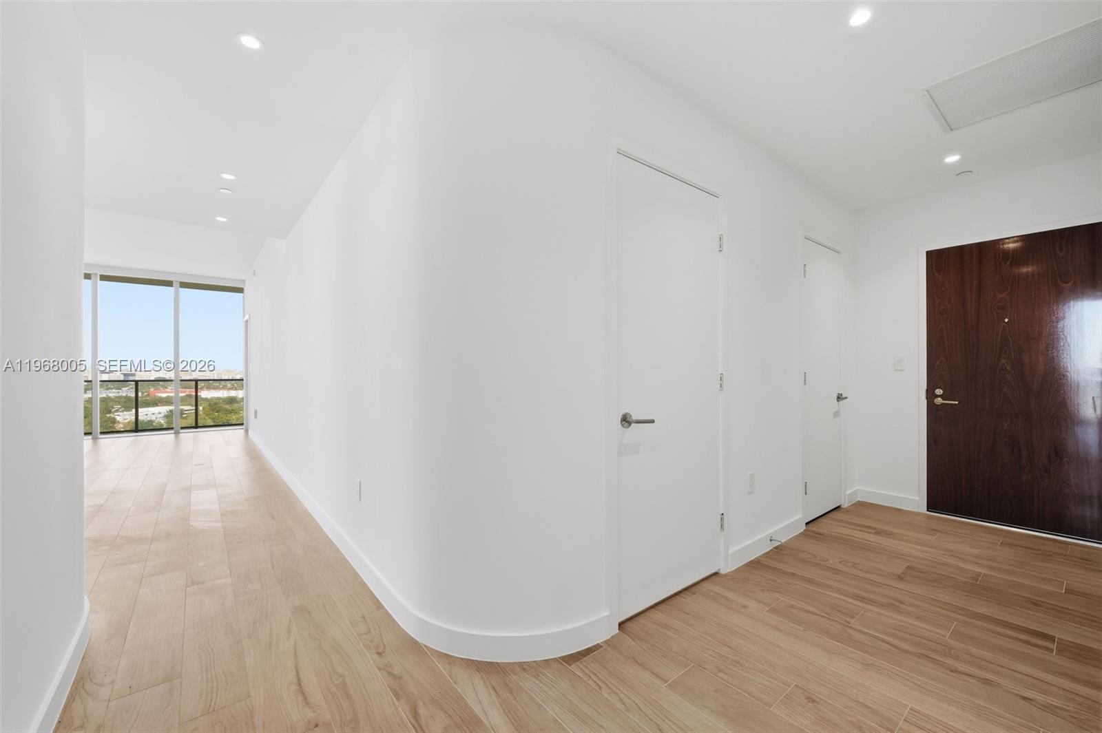 2678 Tigertail Ave #1501, Miami FL 33133