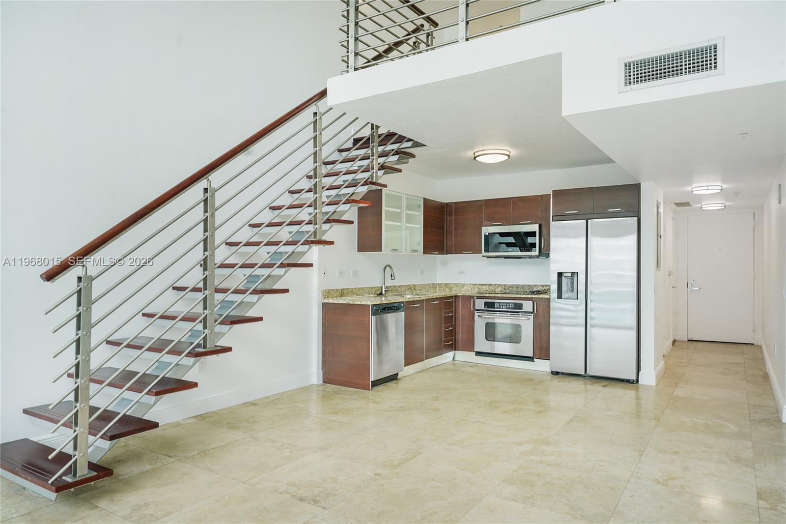 41 SE 5th St #1514, Miami FL 33131