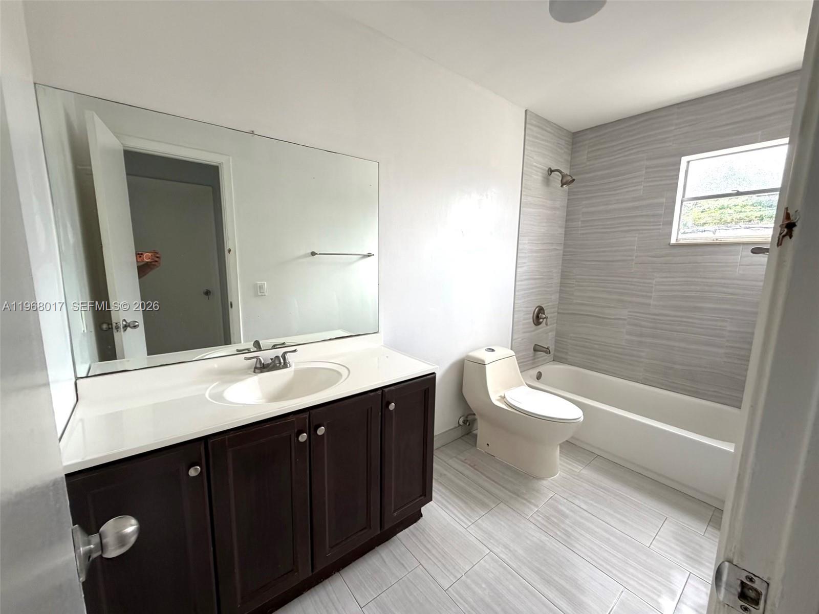 137xx SW 32nd St, Miami FL 33175