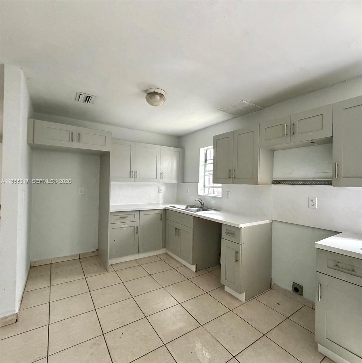 137xx SW 32nd St, Miami FL 33175