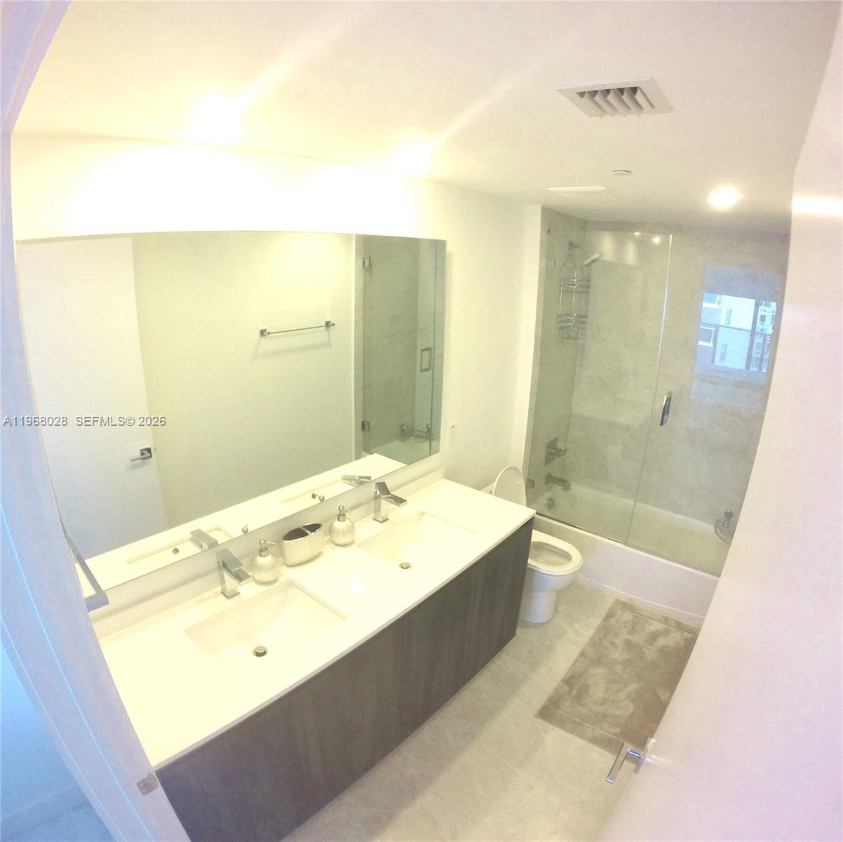 488 NE 18th St #2001, Miami FL 33132