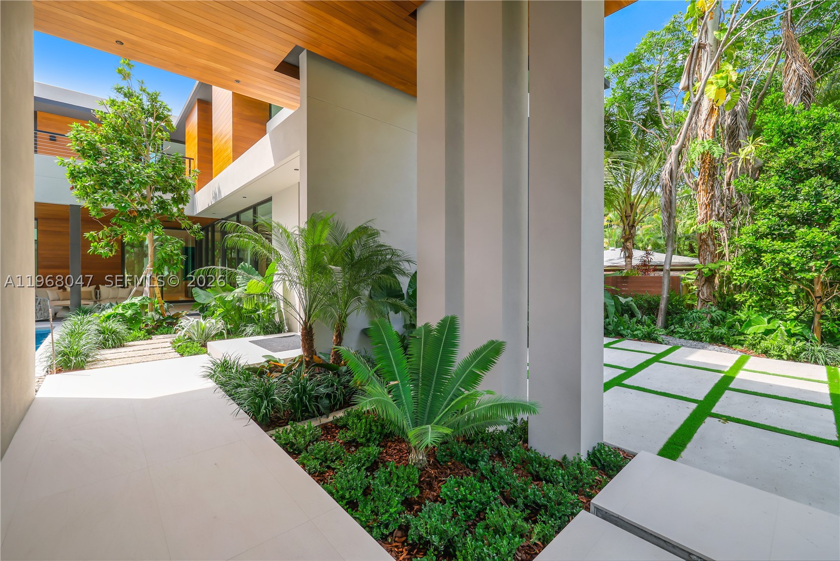 2497 Abaco Ave, Miami FL 33133