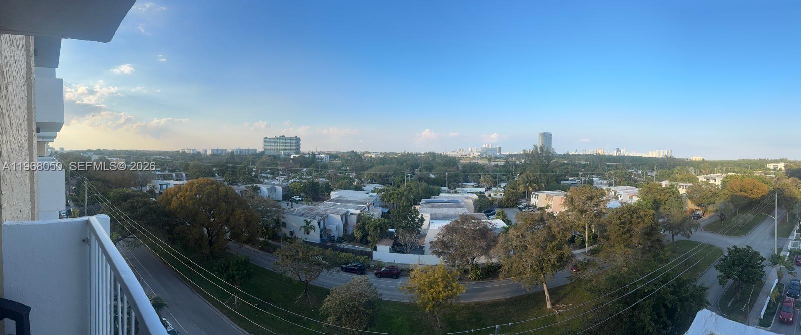 2020 NE 135th St #811, North Miami FL 33181