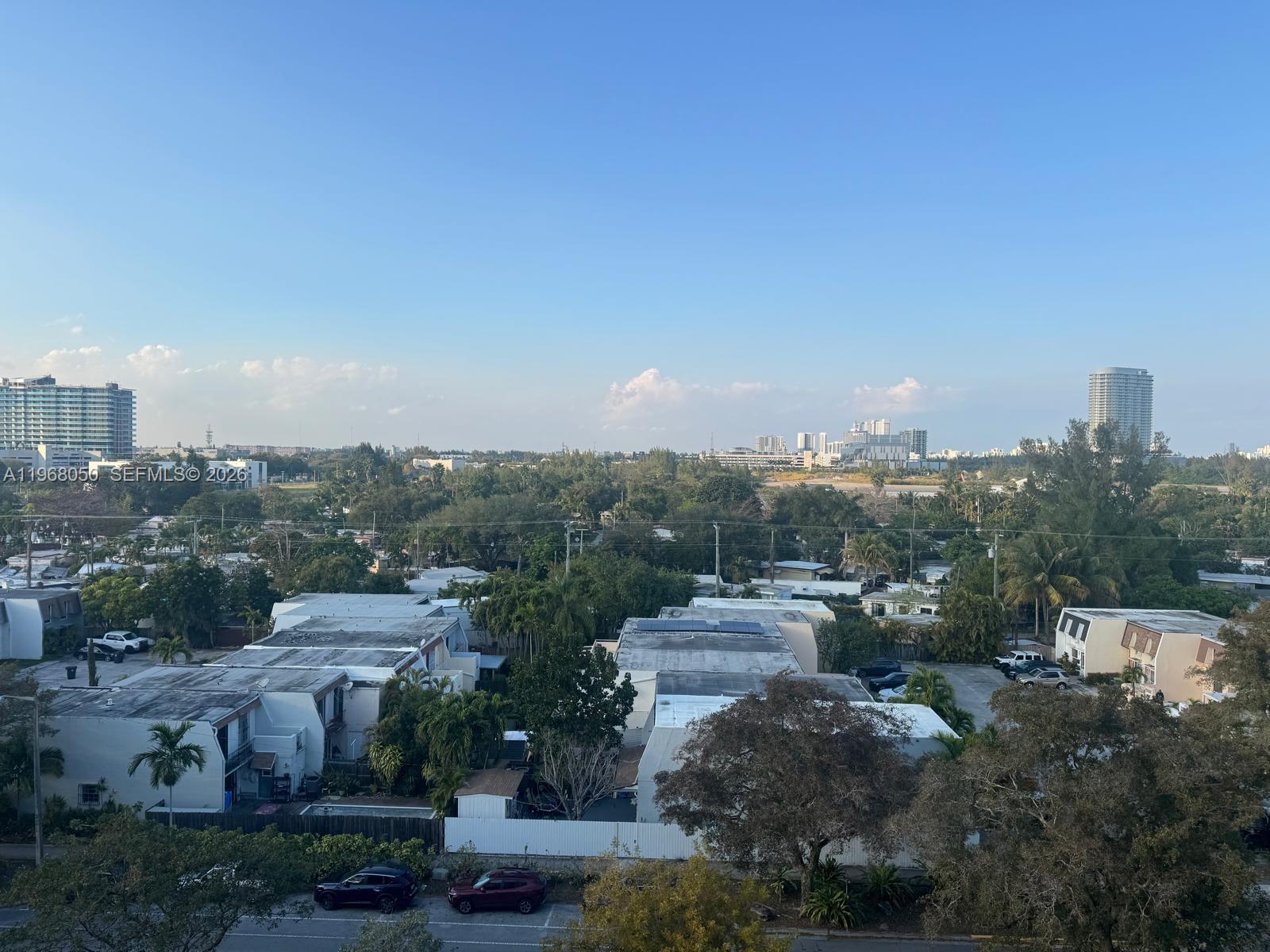 2020 NE 135th St #811, North Miami FL 33181
